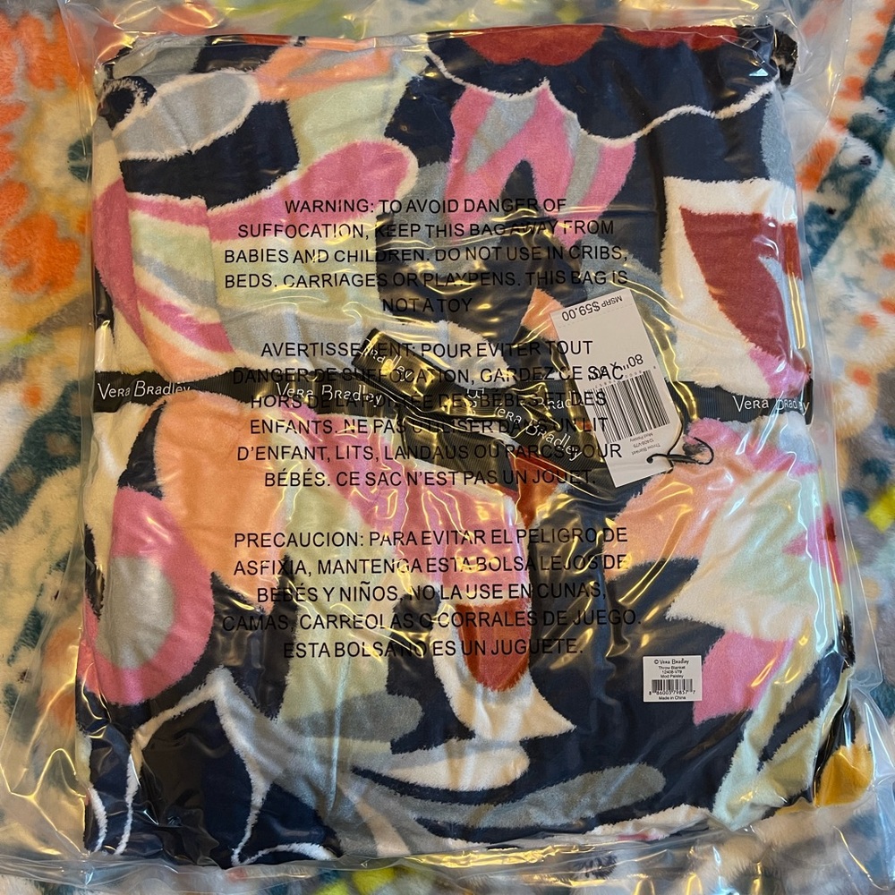 NWT Vera Bradley Throw Blanket in Mod Paisley